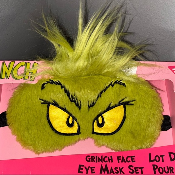 Grinch Face Eye Mask Set - Picture 9 of 11